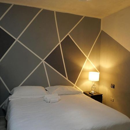 Easy Home - Piazza Del Popolo Ascoli Piceno Exterior photo